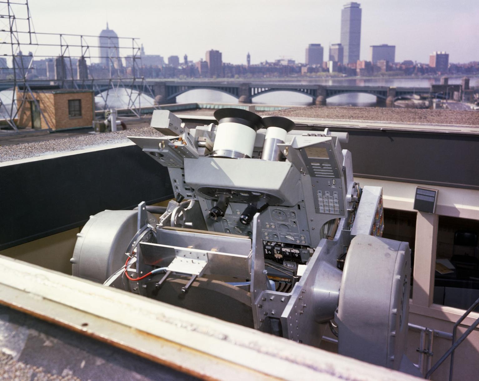 Apollo Rooftop Space Navigator Apollo Rooftop Space Navigator