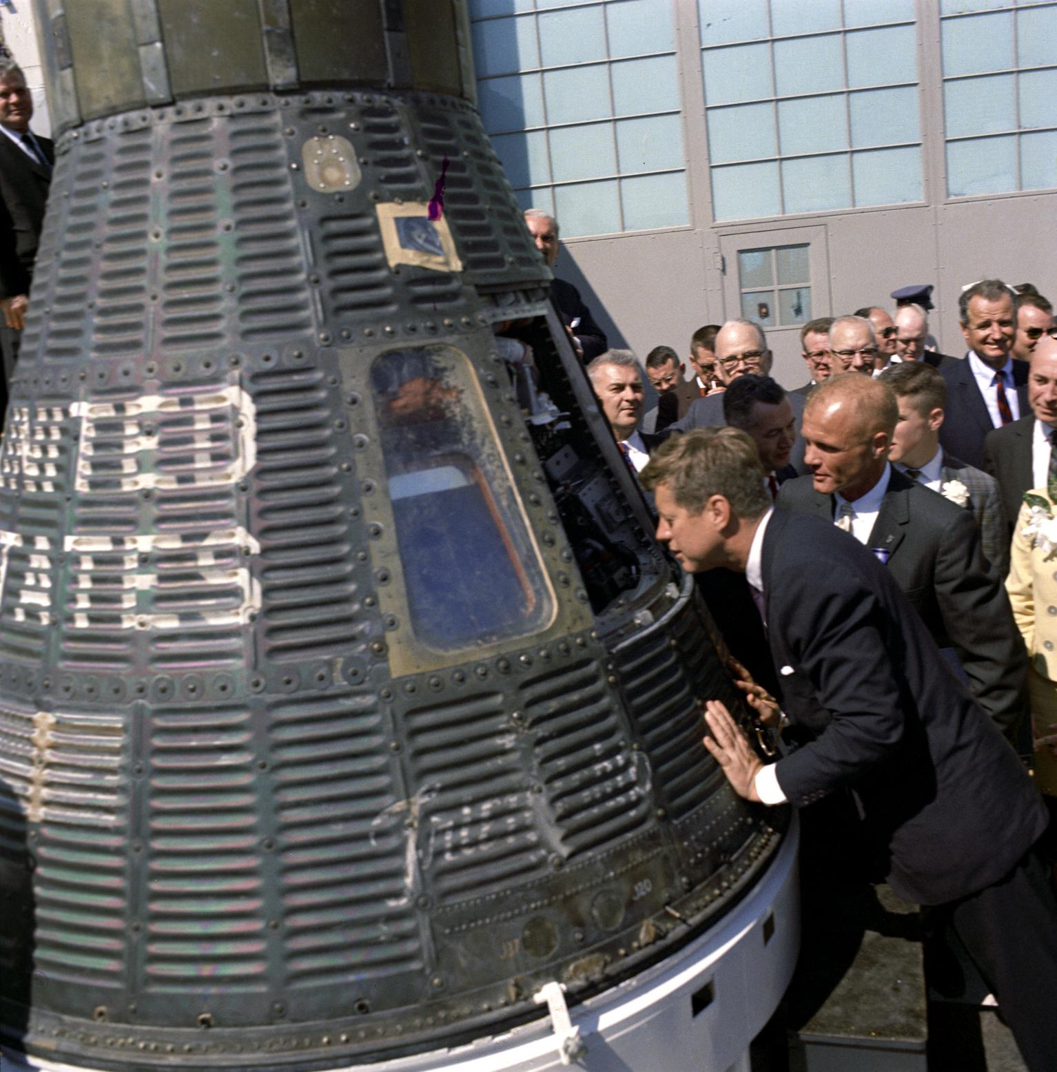 Kennedy Tours Cape Canaveral and Friendship 7 Capsule