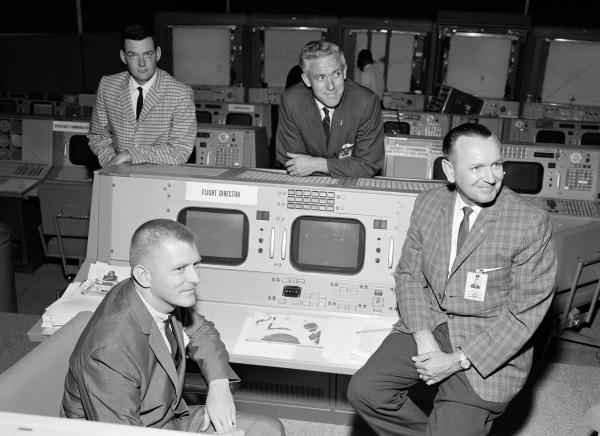 Flight Directors Lunney, Kraft, Hodge, and Kranz in Mission Control