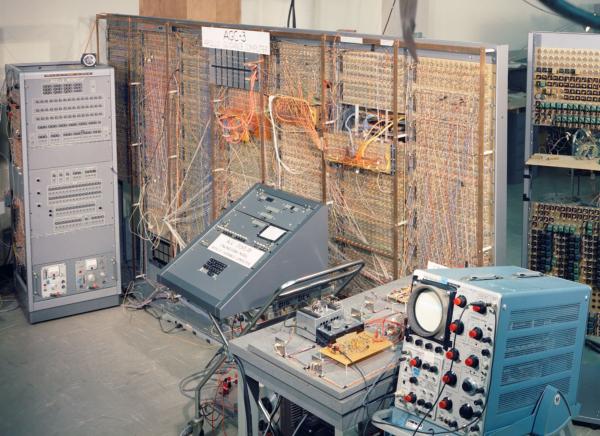 AGC-3 Apollo Guidance Computer AGC-3 Apollo Guidance Computer