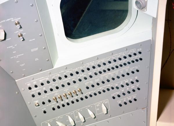 Guidance & Navigation Main Control Panel Guidance & Navigation Main Control Panel