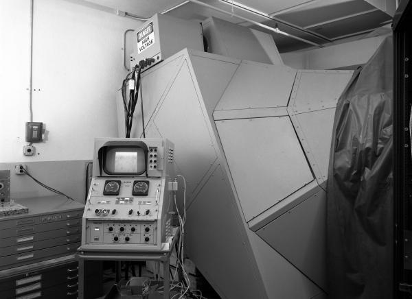 Dalto Lunar Excursion Module Simulator Dalto Lunar Excursion Module Simulator