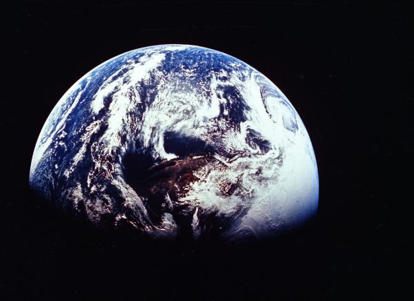 Earth as Seen by Apollo 13 Crew Earth as Seen by Apollo 13 Crew