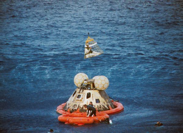 Apollo 13 Splashdown and Recovery Apollo 13 Splashdown and Recovery