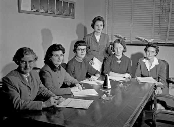 Female Scientists Gathered At NASA In 1959 Female Scientists Gathered At NASA In 1959